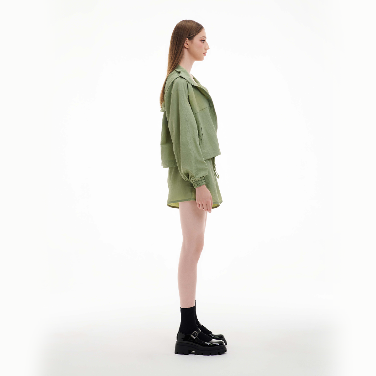 [OUTLET SALE] DOTTIE - Quần short vải dù - Q0330