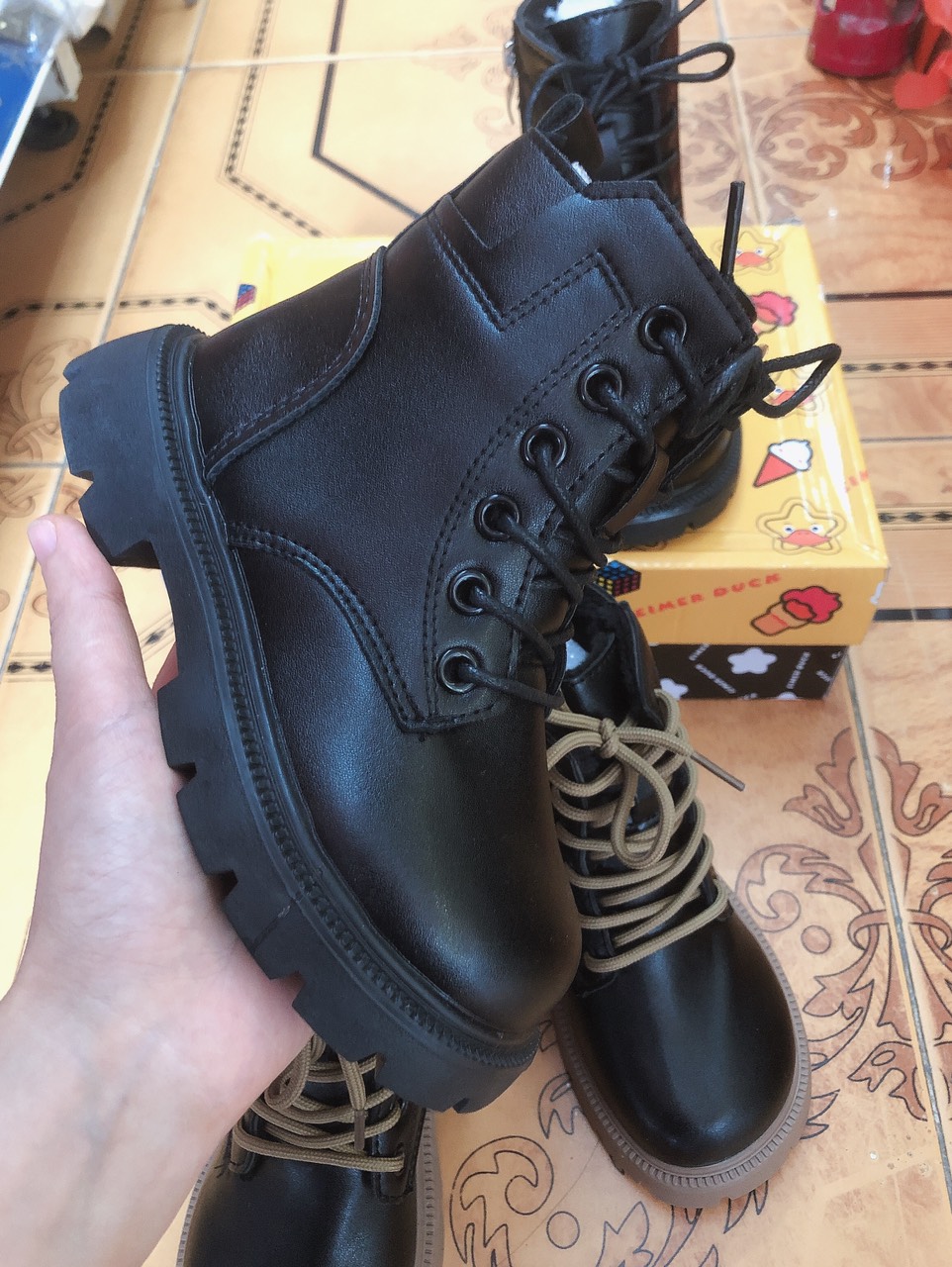 Giày boots trẻ em BOT21 size 27 đến 37