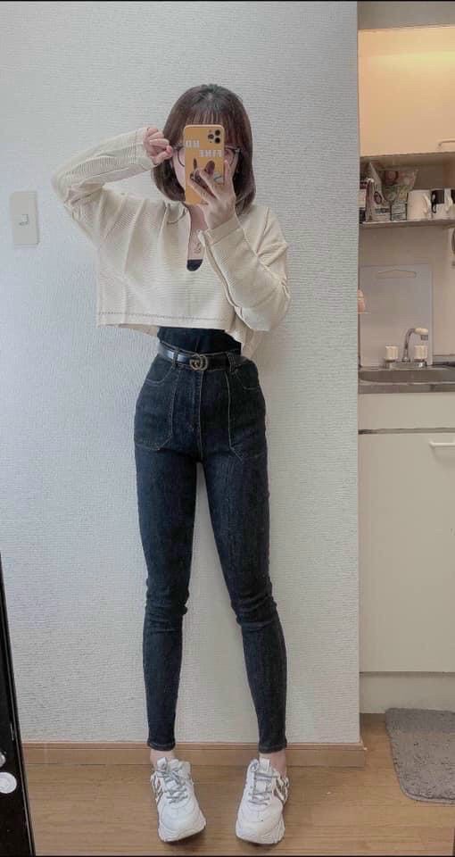 Áo thun gân len cổ bẻ dài tay croptop