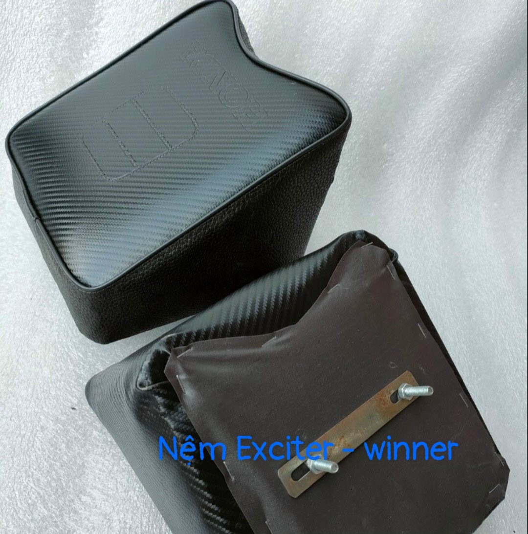 Exciter-winner car seat cushion for children out