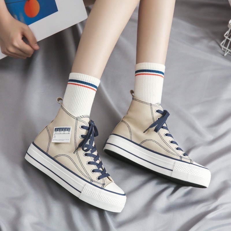 Giày thể thao nữ đế độn 4CM kiểu Dáng học sinh