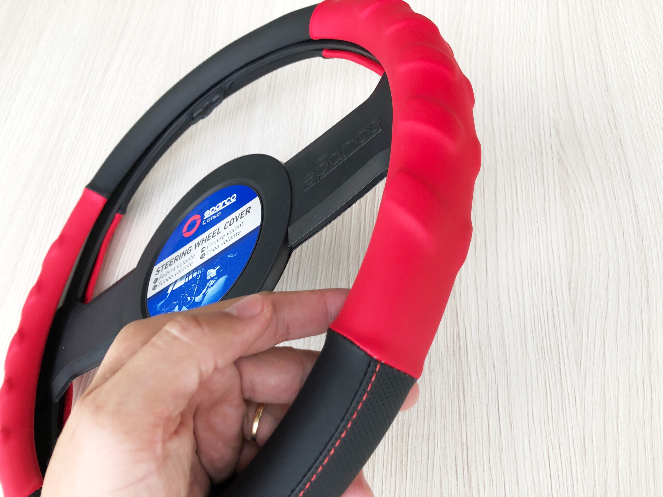 [HCM]Bọc vô lăng Sparco SPC1117RD