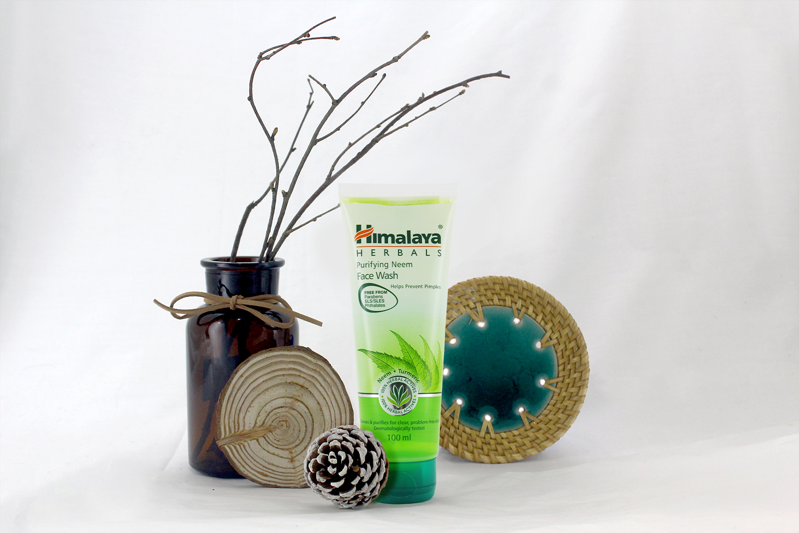 Sữa Rửa Mặt Himalaya Herbals Neem (Ngừa Mụn Trứng Cá) 100ml