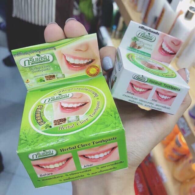Bột Đánh trắng răng dừa thái lan