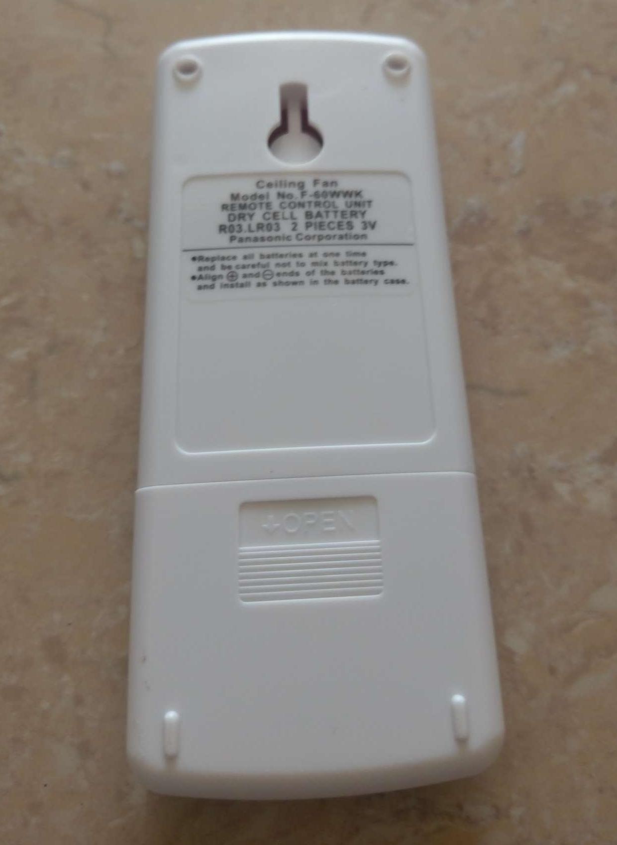 Điều khiển quạt trần Panasonic (5 cánh)