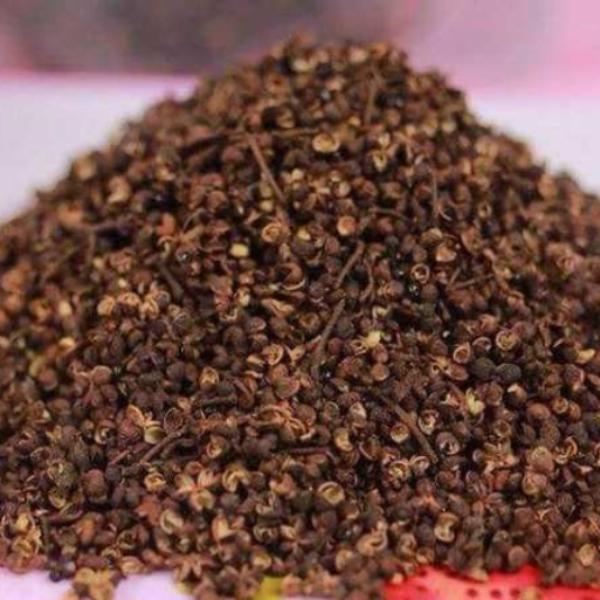 Combo 200g mắc khén, 50g hạt dổi