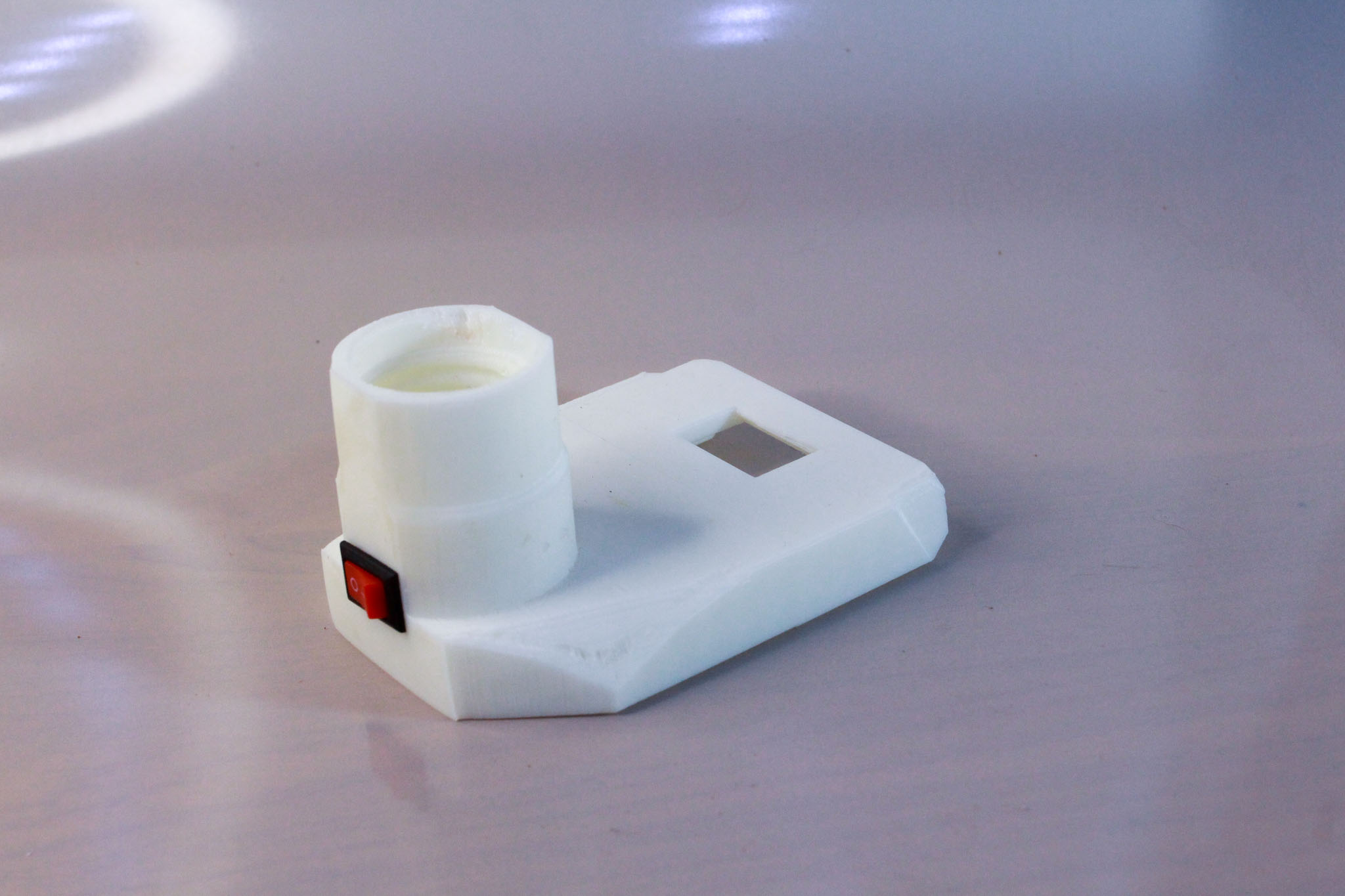 Đèn led thắp sáng dùng pin B.osch 18v