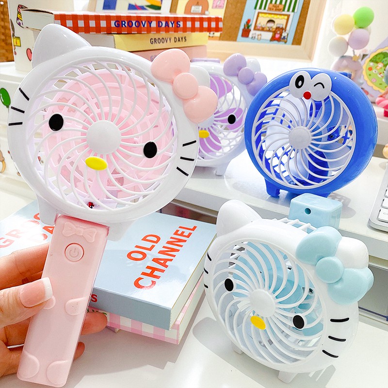 Quạt quạt cầm tay cute có thể gấp ( tặng kèm pin)