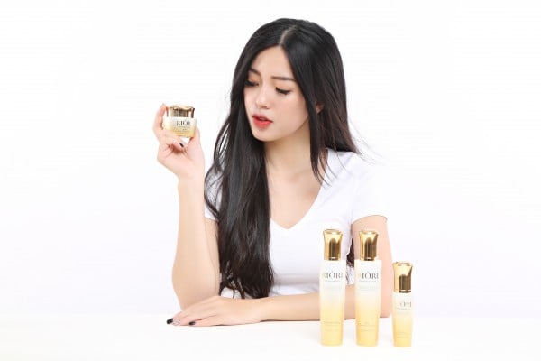 Set dưỡng da cao cấp RioRi Hana Whitening