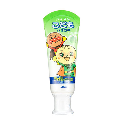 Kem đánh răng trẻ em nuốt được Lion Nhật Bản