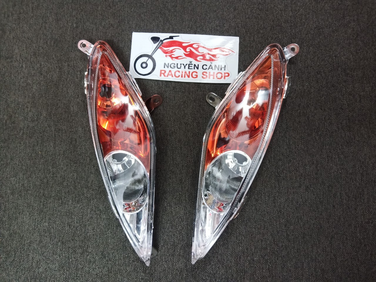 Cặp Đèn xi nhan exciter 2010 api