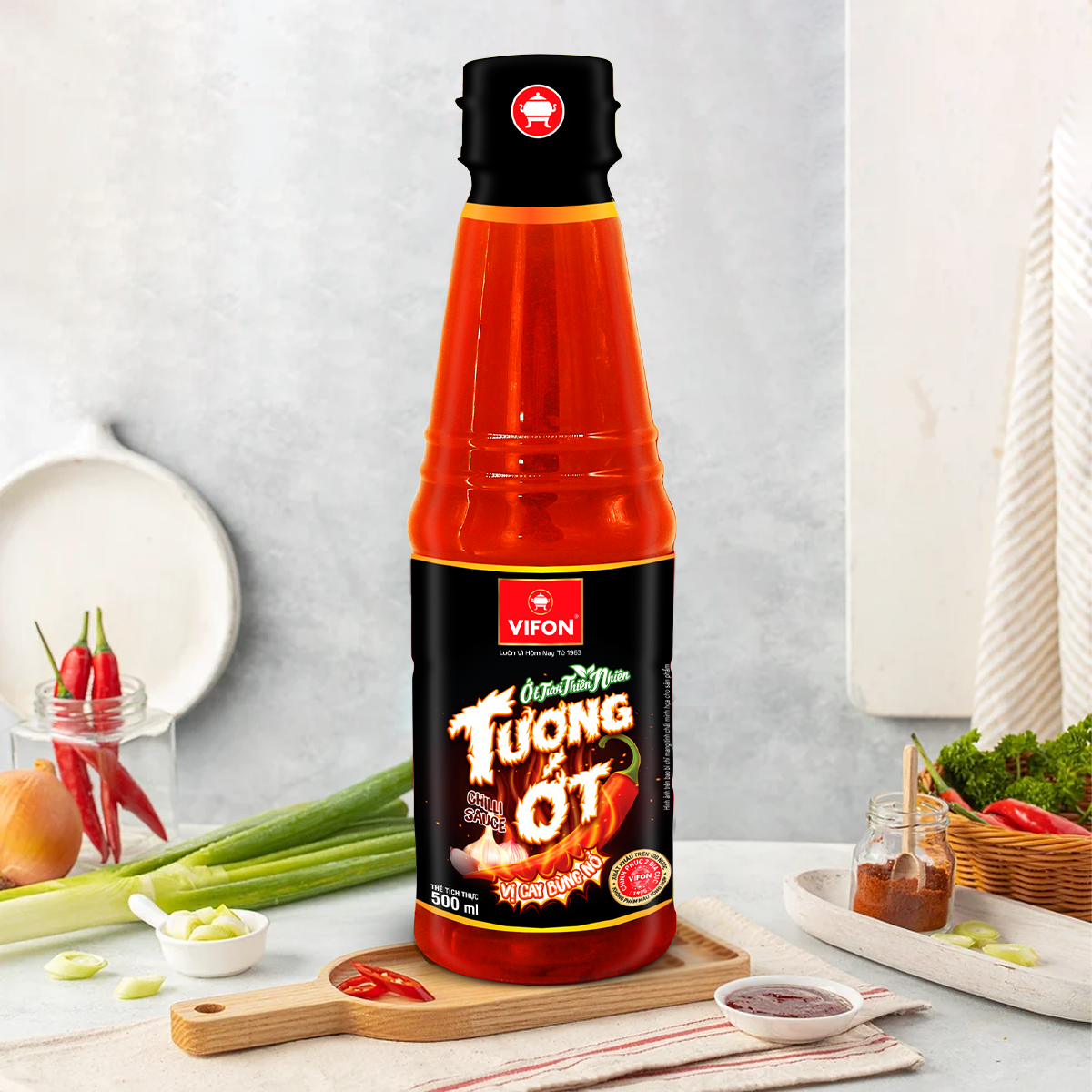 Tương Ớt VIFON Vị Cay Bùng Nổ 560gr