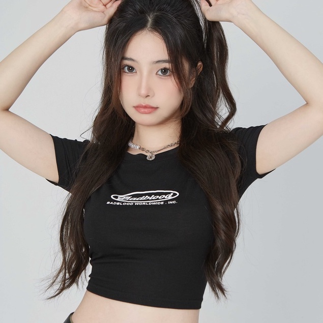 Áo thun croptop body BadBlood
