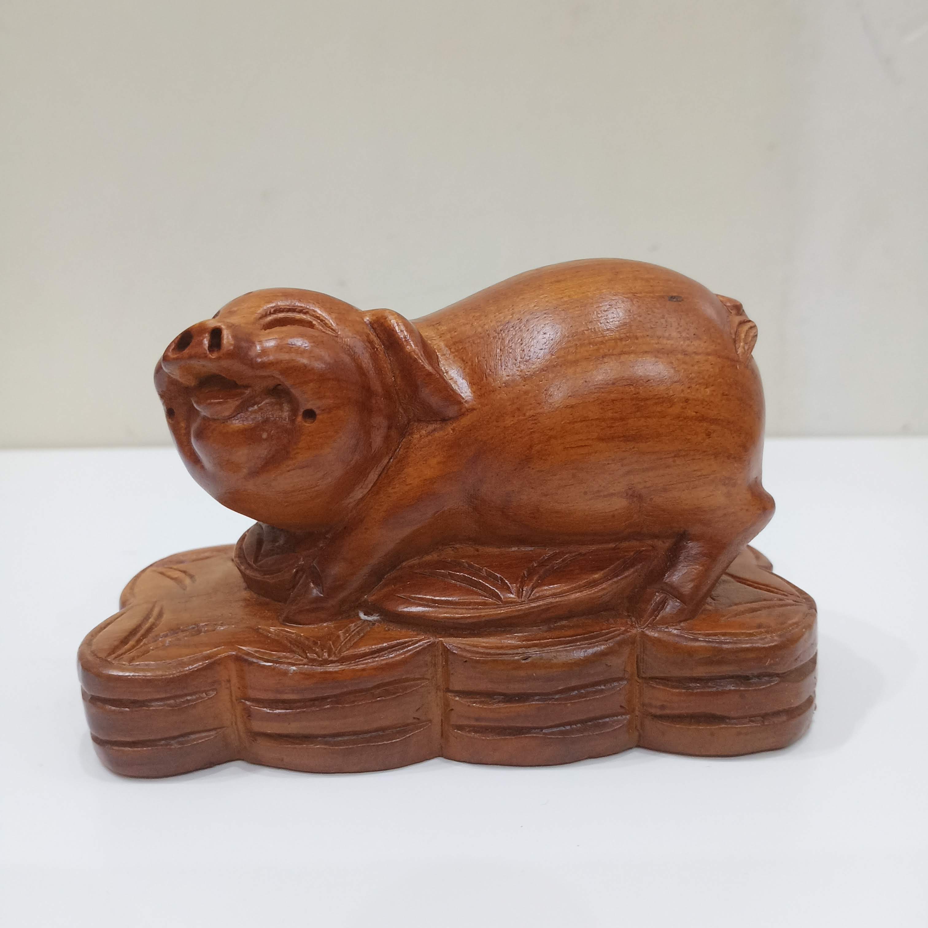 Tượng lợn gỗ hương cao 8 cm