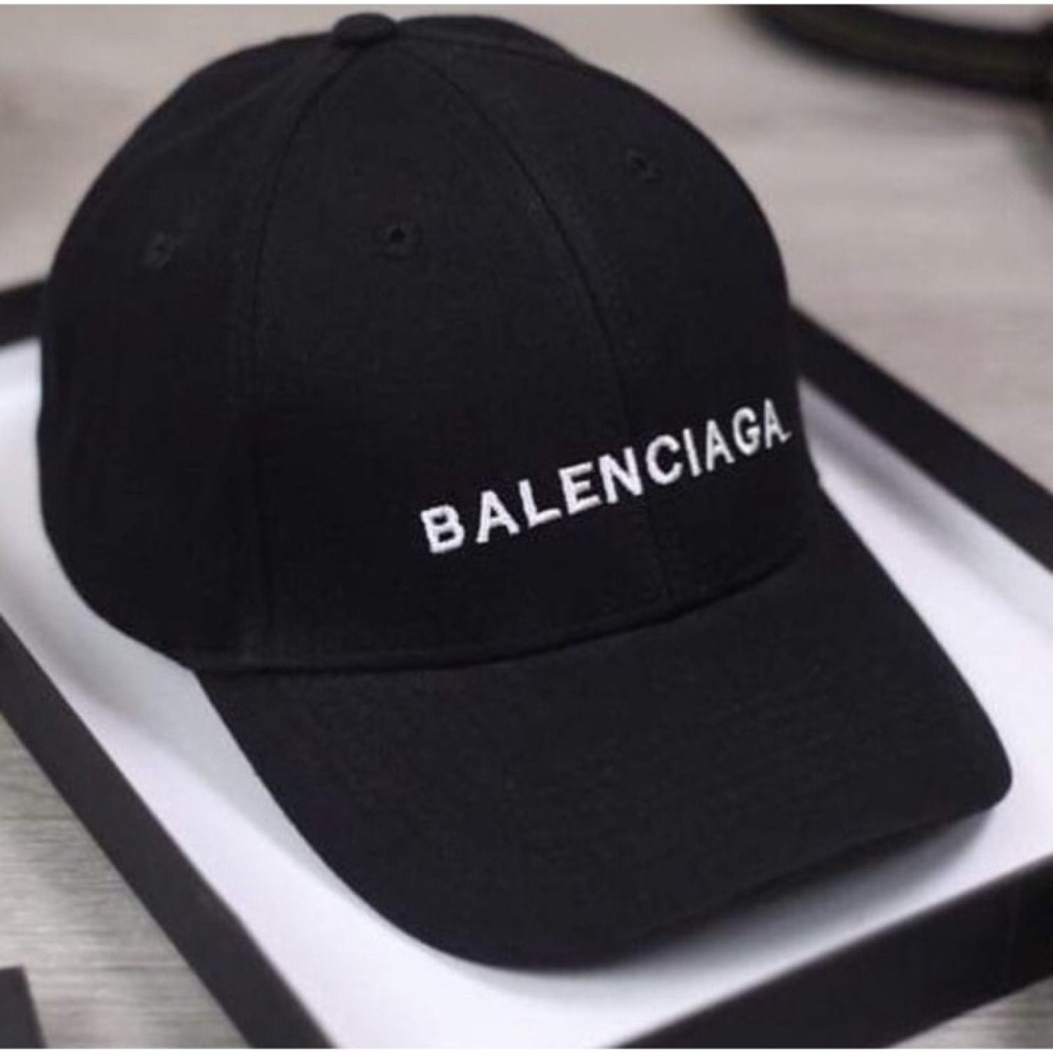 Mũ lưỡi trai Mikenco authentic giá rẻ