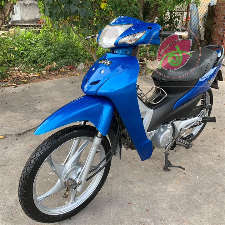 Sơn xịt Samurai màu Bạc Pha Lê - Y155