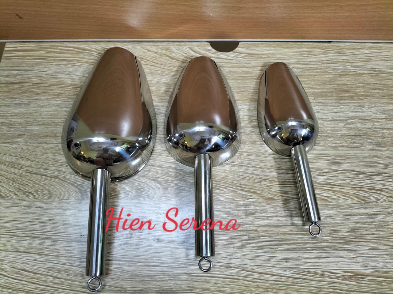 Muôi xúc đá inox cao cấp loại lớn