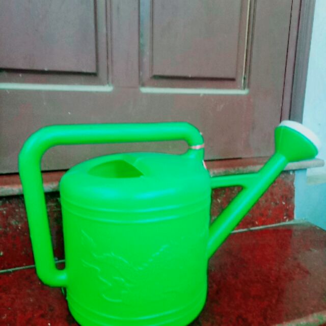 Ô doa nhựa tưới Cây (4L và 10L)