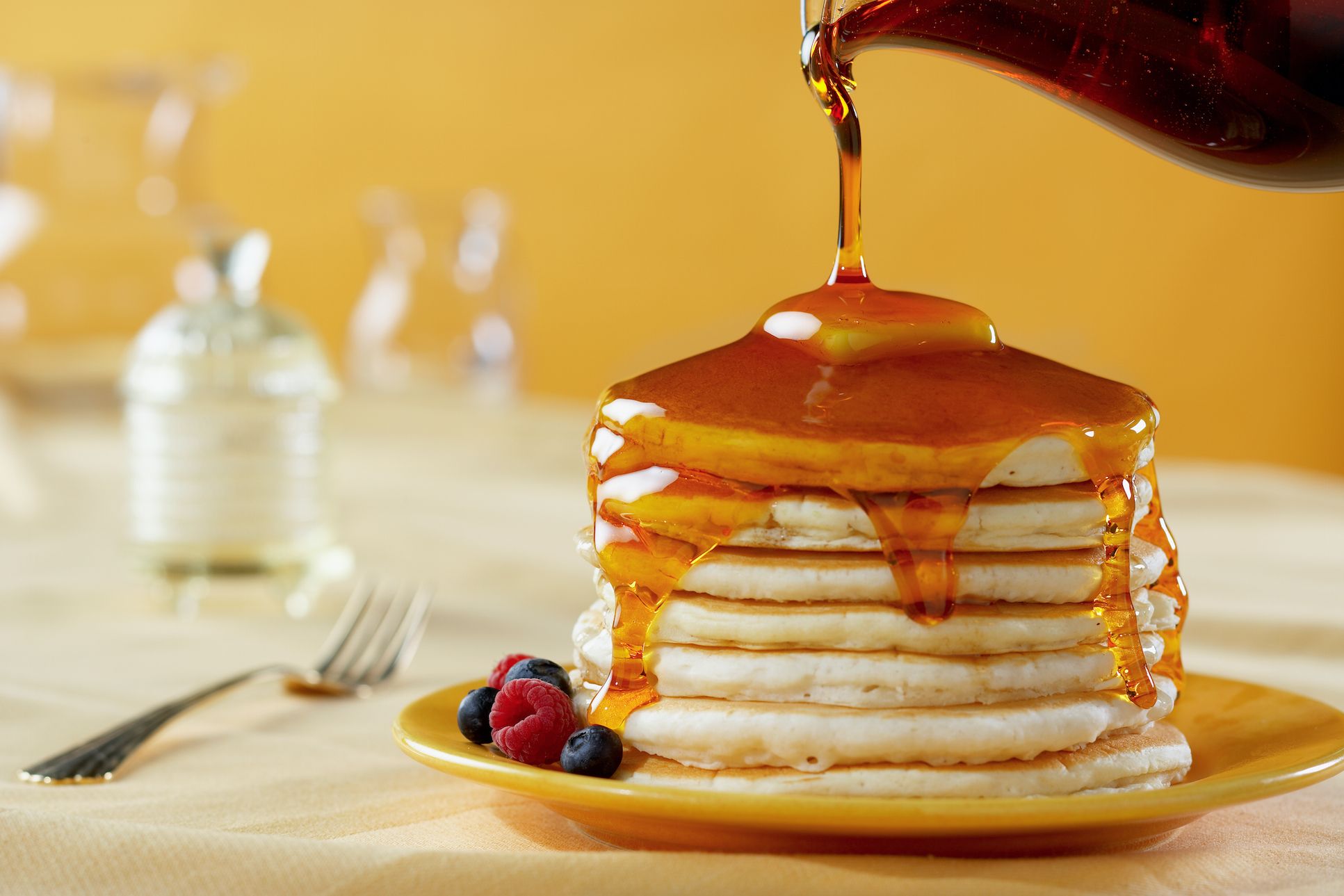 Siro Lá Phong MacDonald's 100% Pure Maple Syrup 370ml