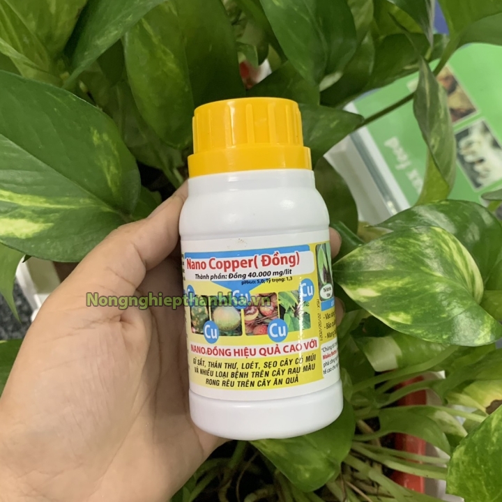 Phân bón vi lượng rễ Siêu Đồng Nano Copper - 100 ml