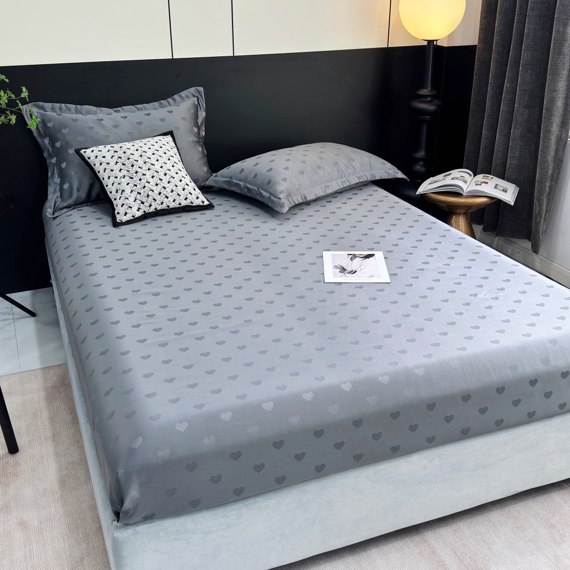 Set 3 món vỏ ga gối phi lụa tim siêu xinh full màu