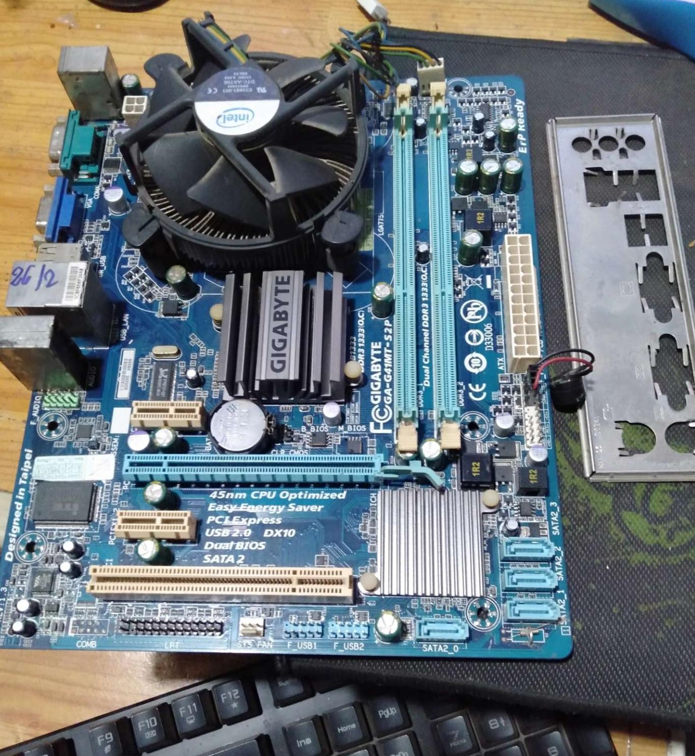 ComBo Main G41 Gigabye dr3 socket 775 kèm CPU 7500 - E8400  + Fan tản nhiệt cpu