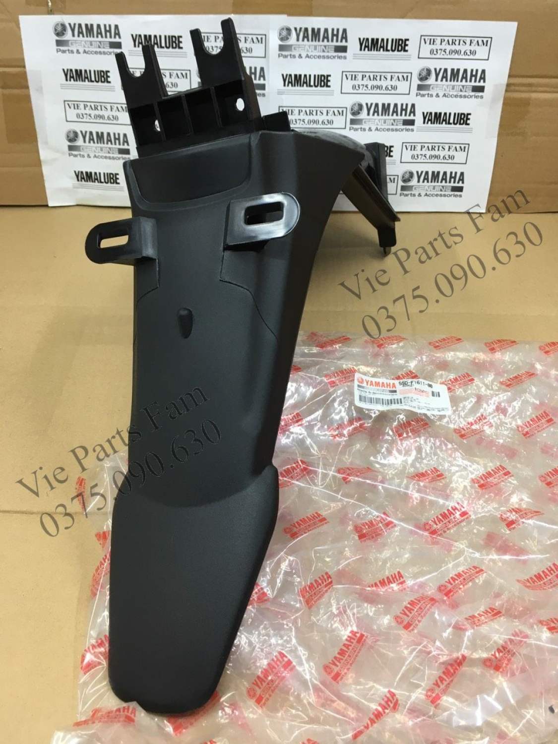 Chắn bùn sau/ đuôi biển số Jupiter V, Jupiter MX, Jupiter Gravita , Chính hiệu Yamaha Motor VN, mới 100%
