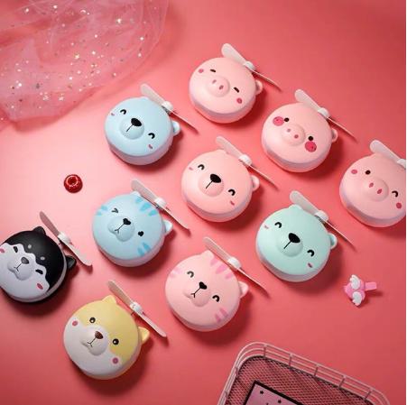 Quạt Mini Kèm Gương Và Đèn Led Hình Siêu Cưng