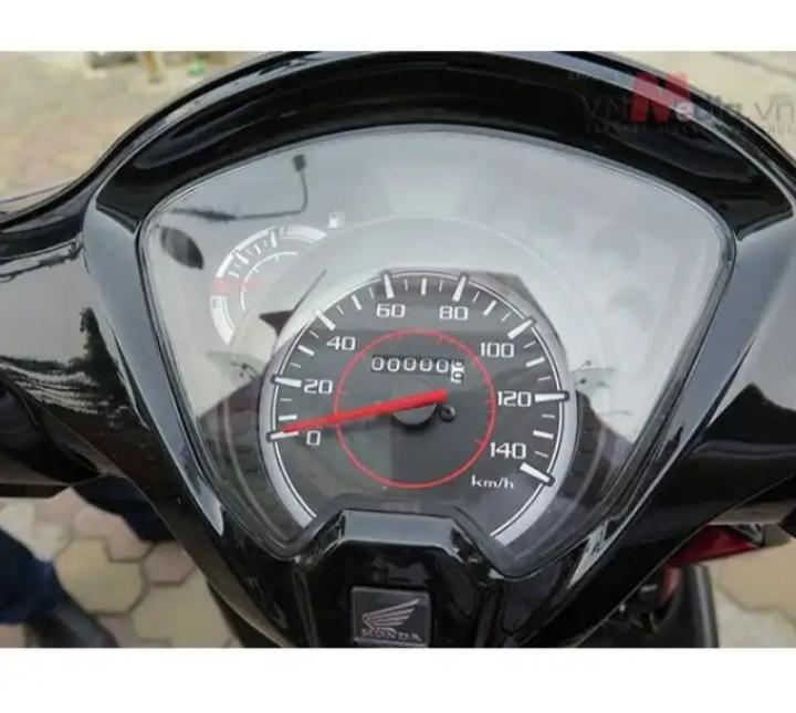 Mặt kính đồng hồ xe vision đời mới