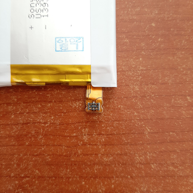 Pin Sony E4 / E2104 / E2105 / E2115 / E2124 (LIS1574ERPC)