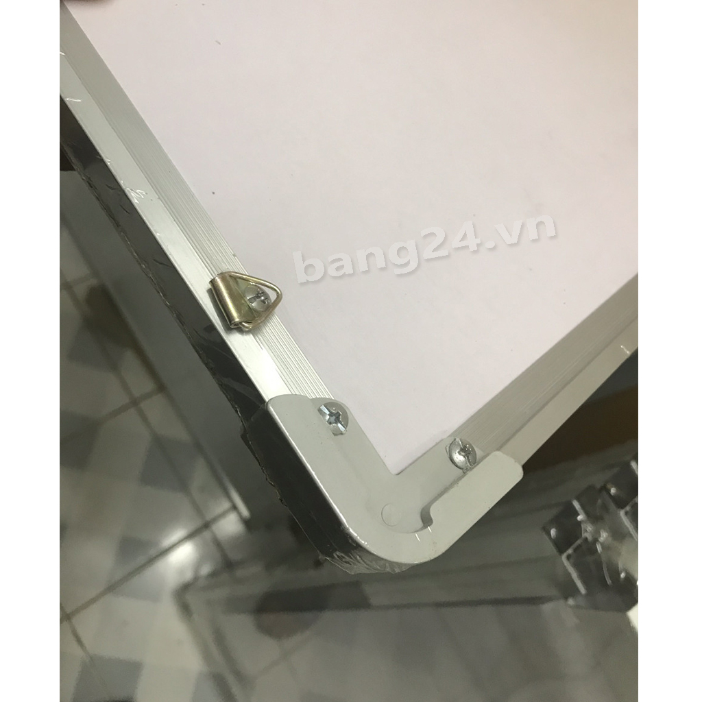 Bảng Từ Xanh Viết Phấn, KT: 0,6x1,0m (Tặng kèm 1 khay để phấn, 1 hộp phấn, 1 xóa bảng và 6 viên nam châm)