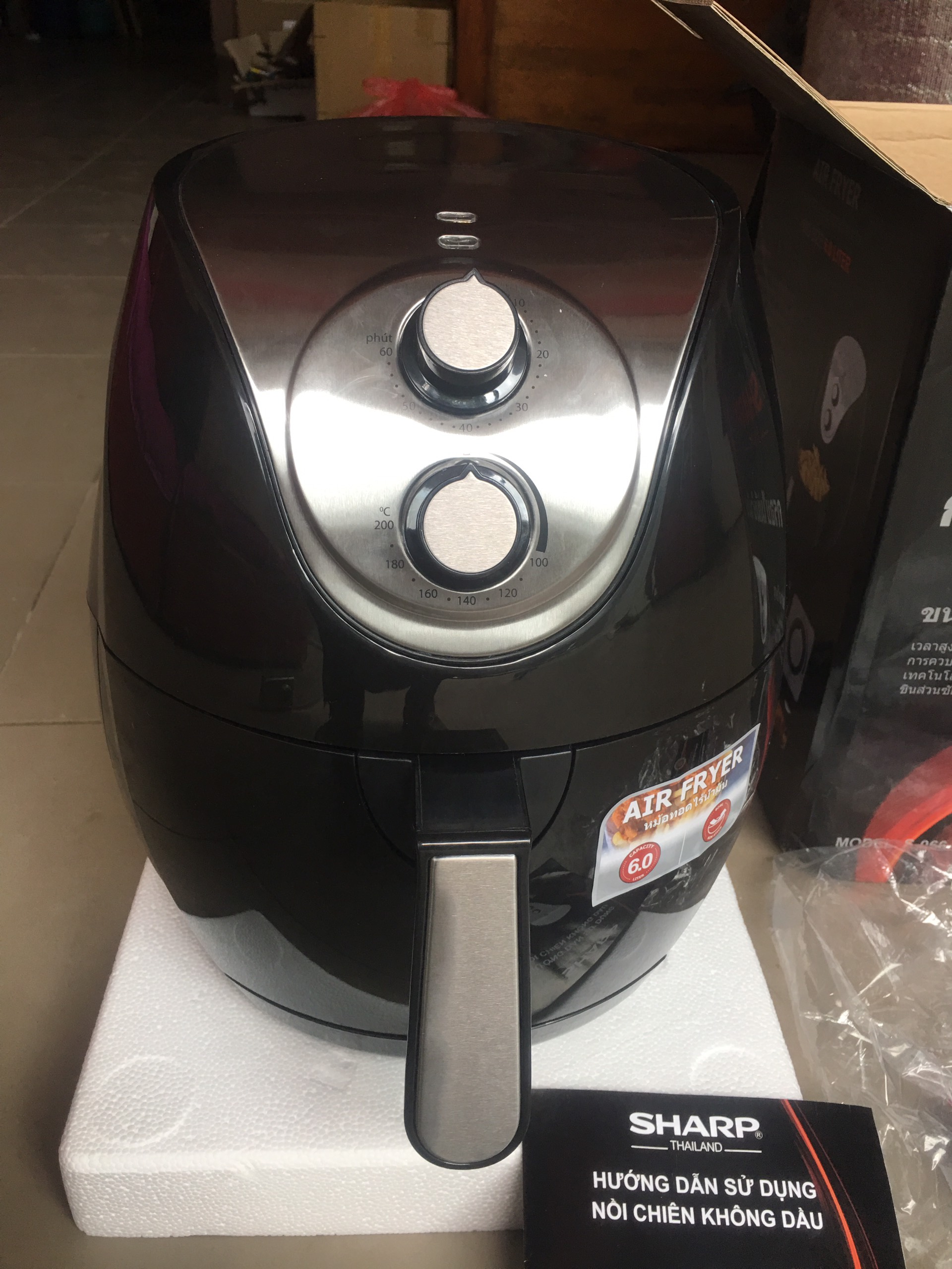 Nồi chiên không dầu Sharp loại 6L
