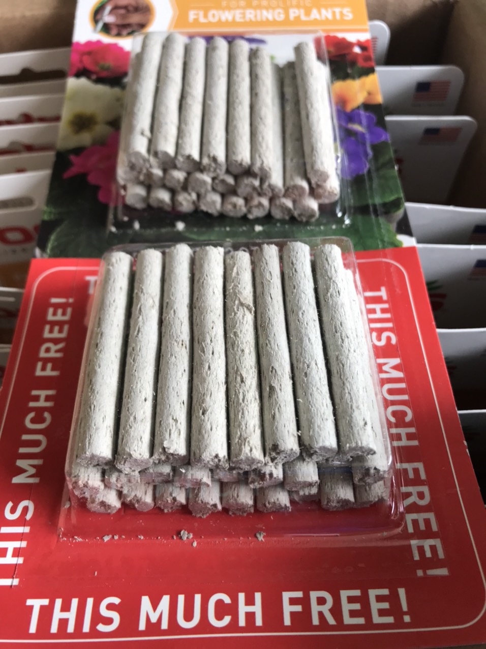 Phân sâu tan chậm Jobes Mỹ Vỉ 50 que Phân bón dinh dưỡng cho cây hoa kiểng trong nhà. Dạng cây ghim, tan chậm