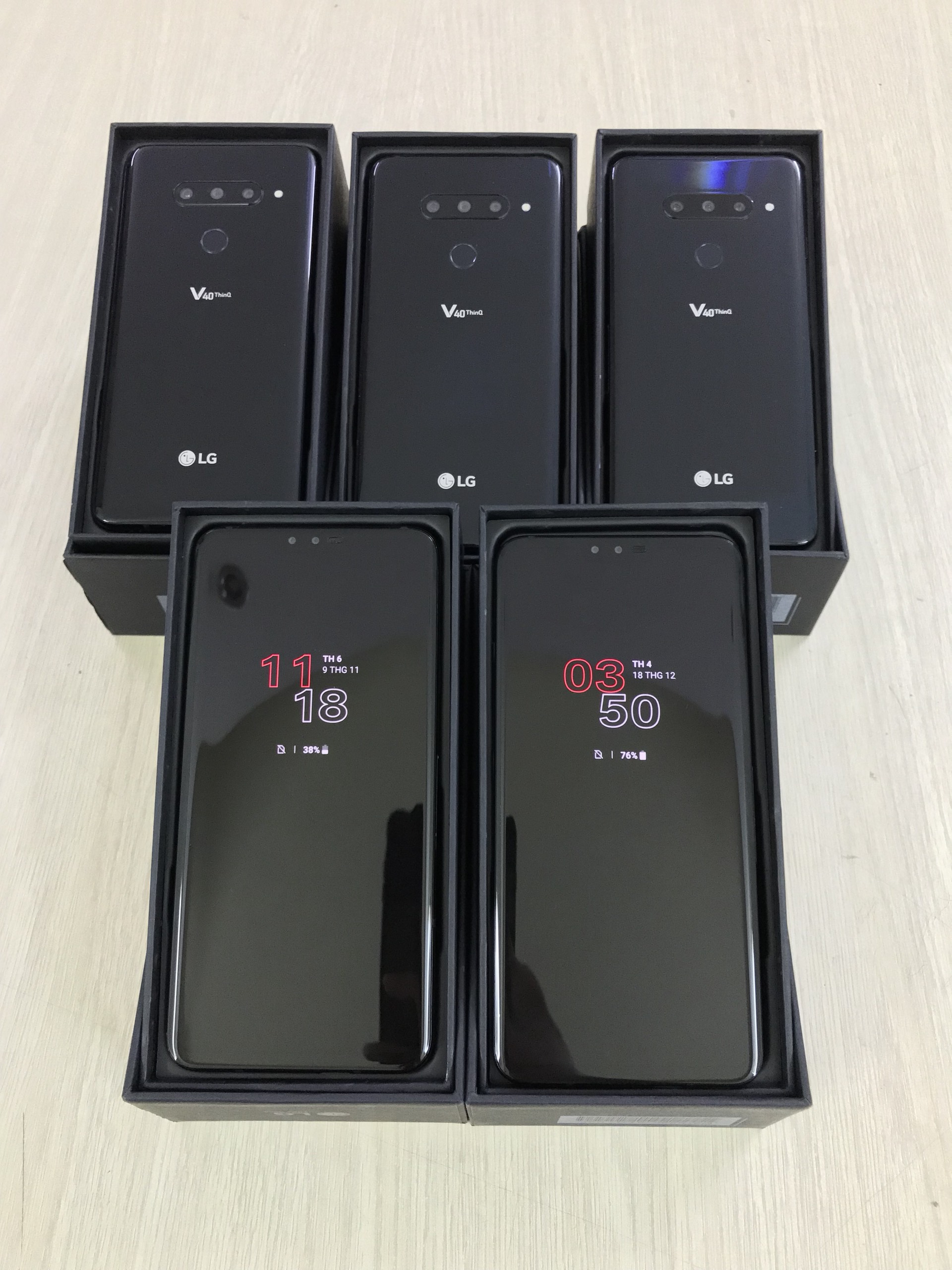 Điện thoại LG V40 THINQ snap 845 ram 6gb 64gb