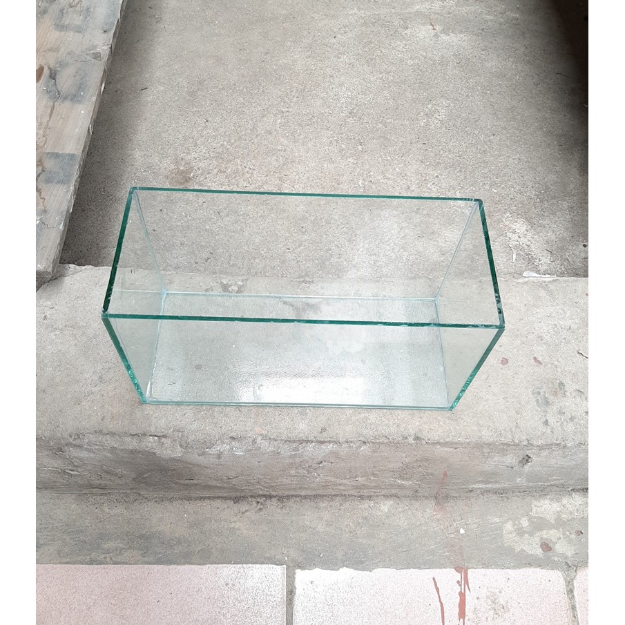 RBS Bể cá mini 30x15x18cm keo viền đen