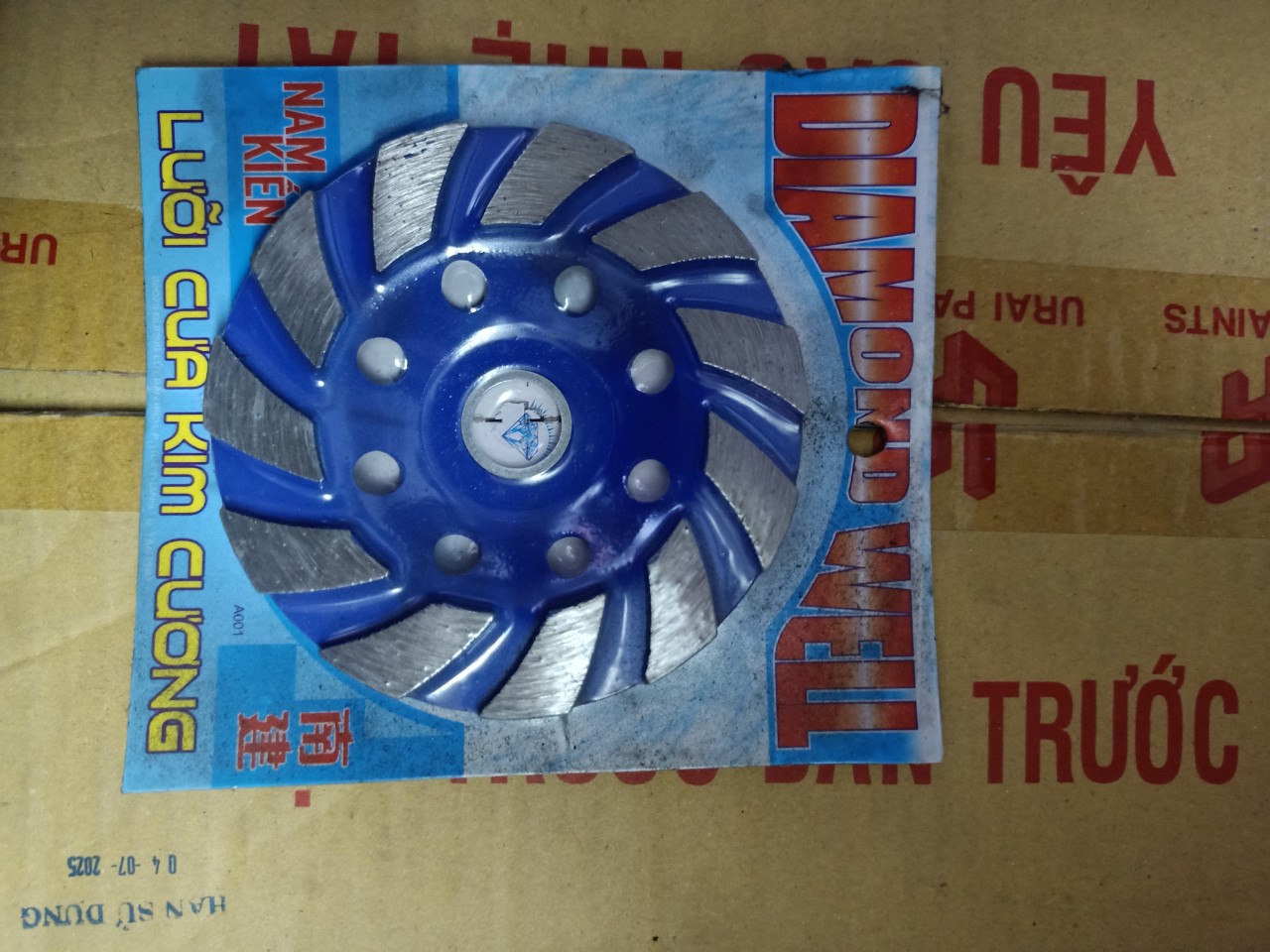 Chén mài đá bê tông nam kiến 1 tấc