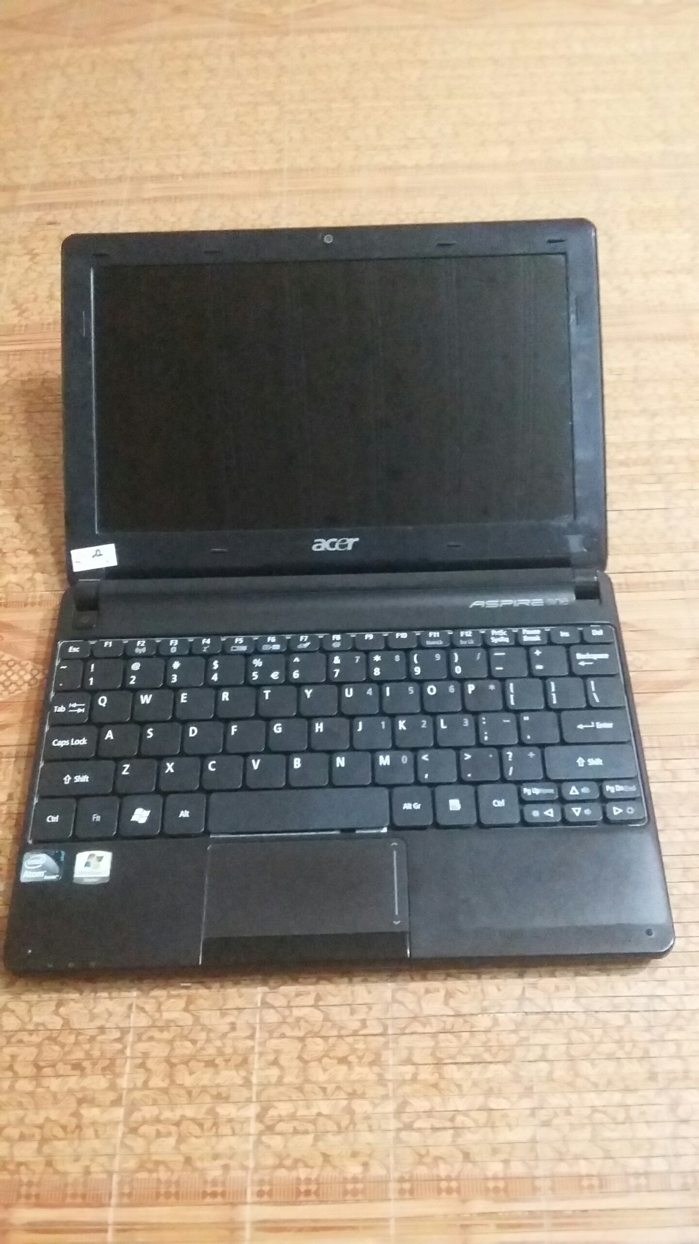 Bảng giá Laptop mini Acer Aspire One D257 / Intel Atom N570  /   inch HD / Ram 2GB / HDD 160G / Tặng kèm chuột không dây + lót chuột Phong Vũ