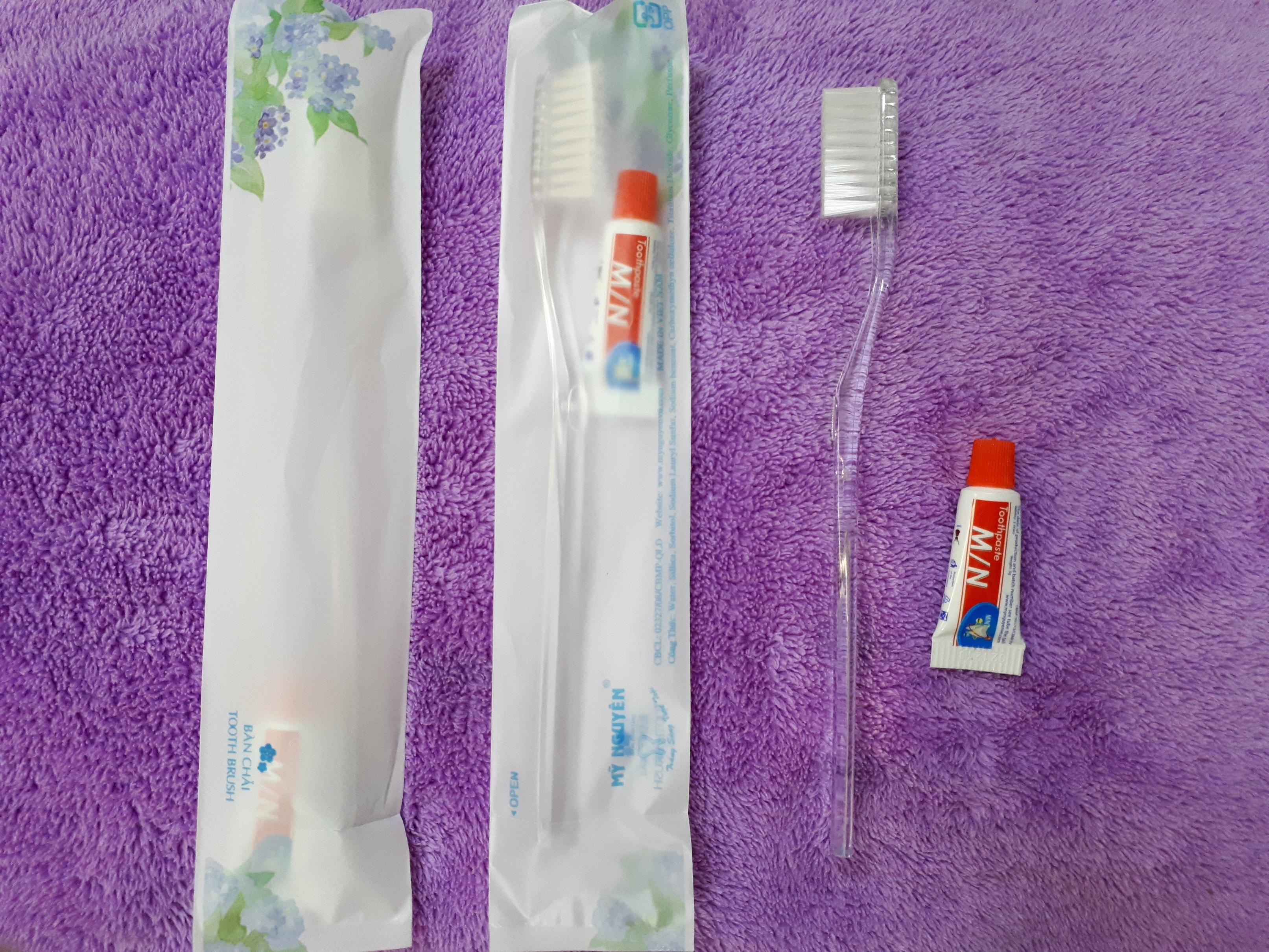 [HCM]Bàn chải khách sạn homestay (Túi 100 bộ)