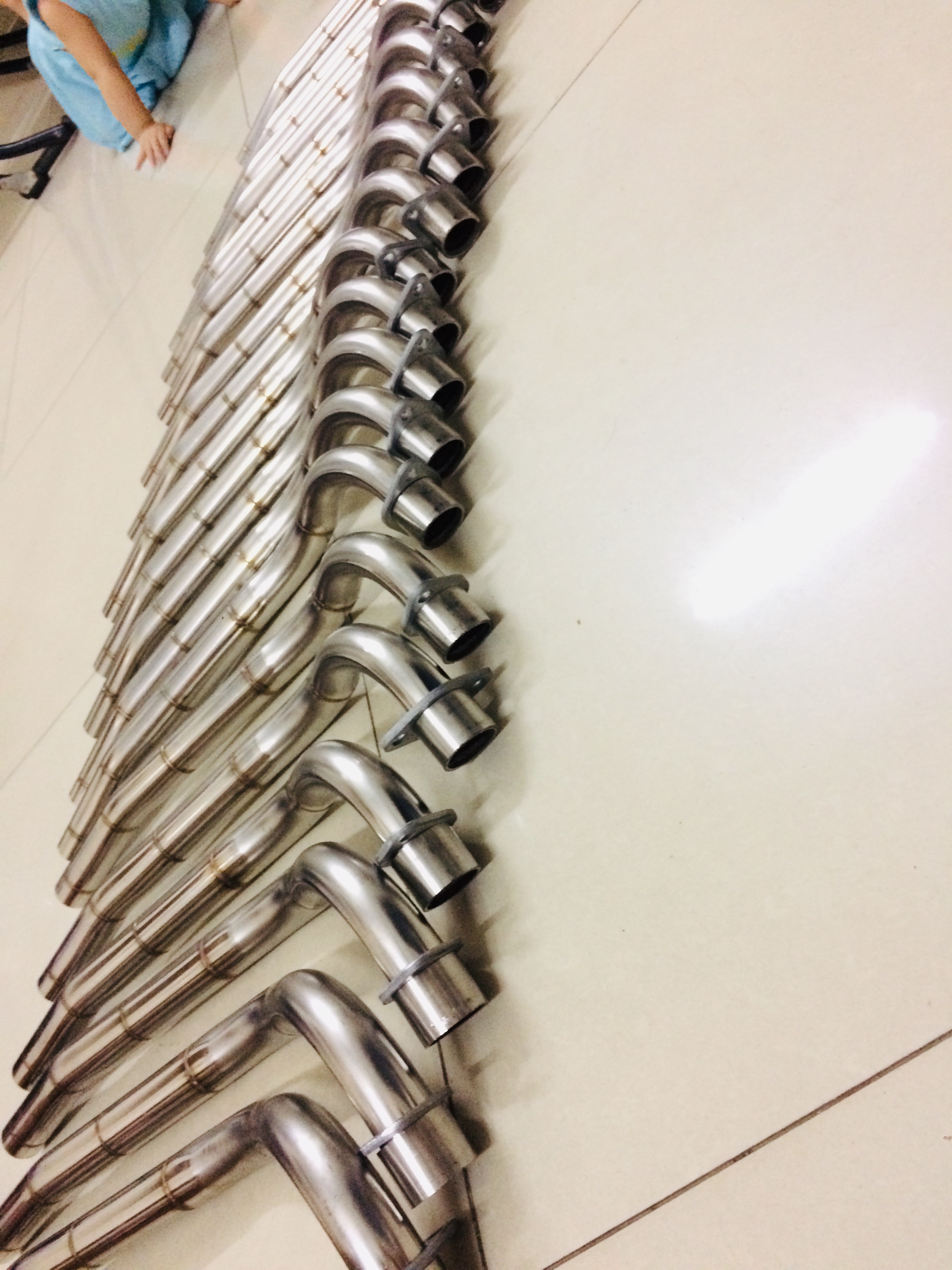 cổ pô gắn xe sirius, tuerus, wave nhỏ ex50cc, eligan dùng để hàn pô zin(size 27mm 6 khúc)