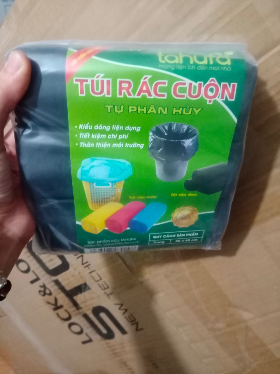 Túi đựng rác cuộn đen tự phân hủy Ecogreen ( 3 cuộn/ túi )