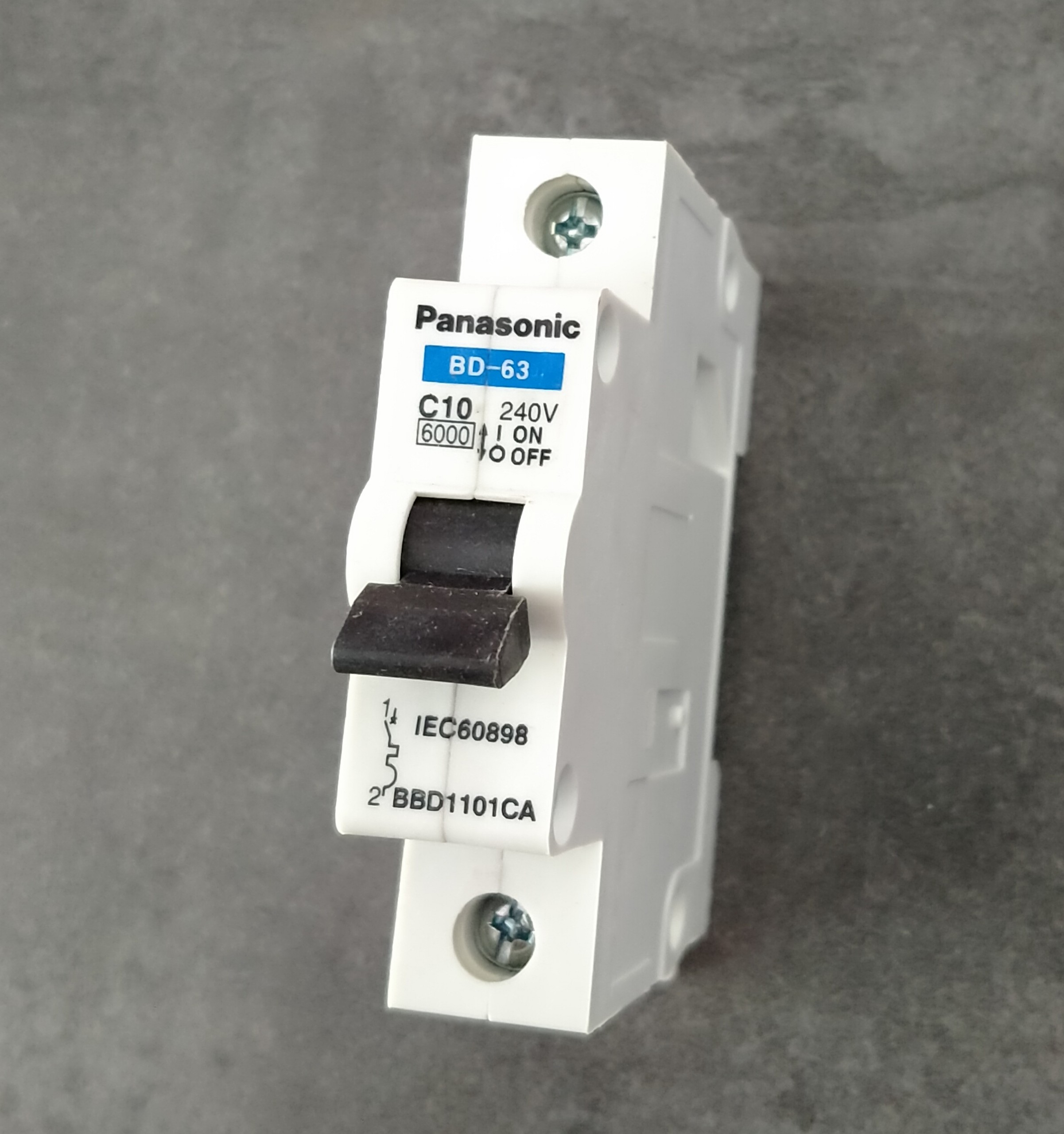 Aptomat 1P 6A 10A 16A 20A 25A 32A 40A 50A 63A Panasonic