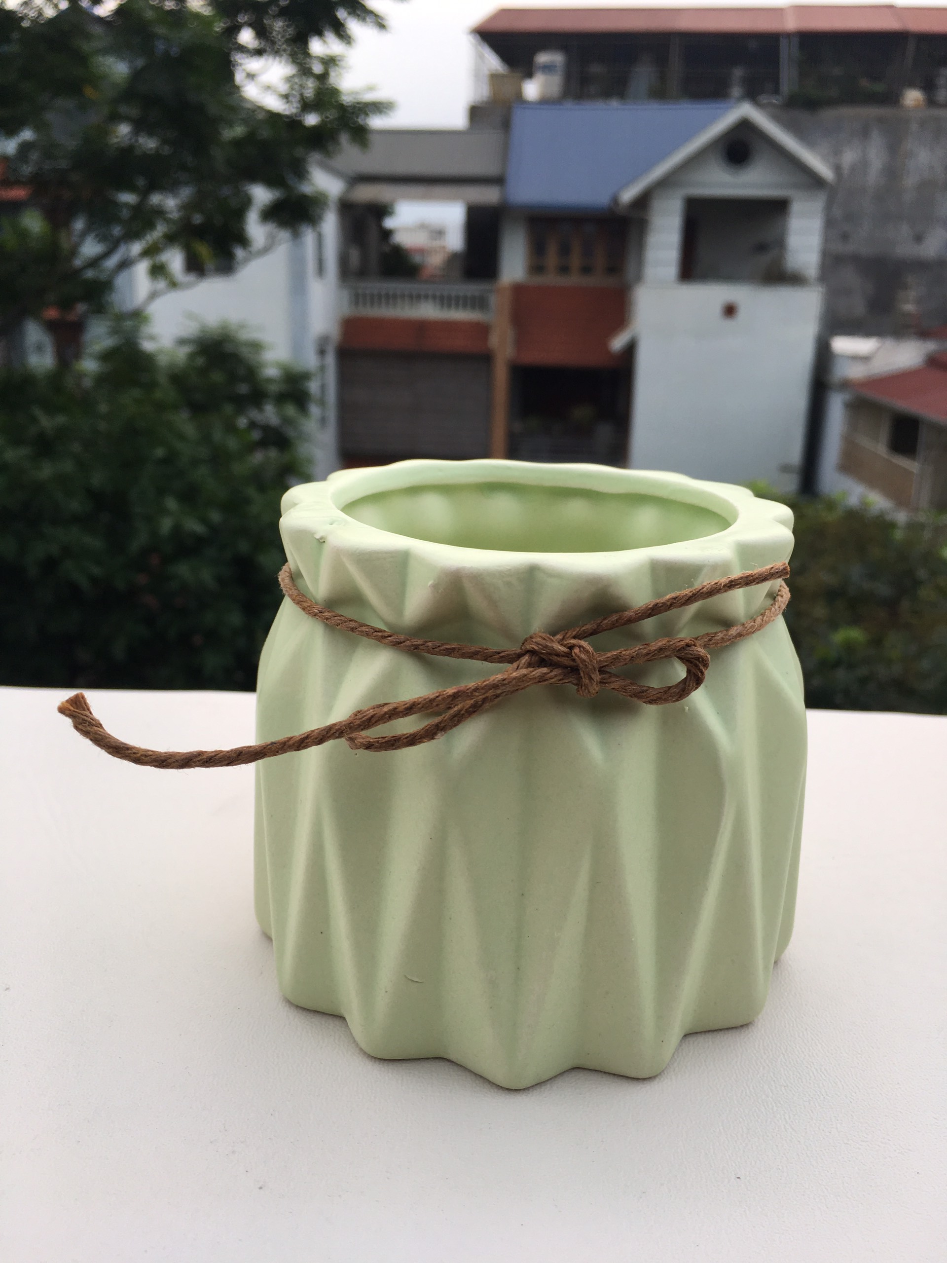 Bình Bông Lọ Hoa Gốm Cắm Hoa Thắt Nơ Dây Cói