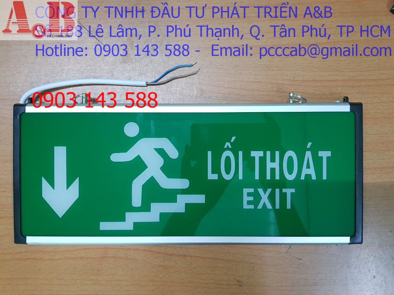 Đen exit cầu thang đèn exit thoát hiểm cầu thang