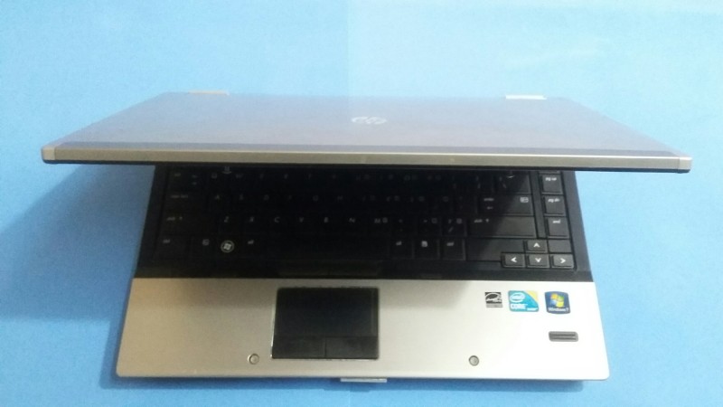 Laptop HP Elitebook 8440p / Core i5  2.6Ghz / Ram 4G / Ổ cứng HDD 320G / Màn hình 14 inch HD / Windows 10Pro / Tặng kèm cặp + chuột không dây + lót chuột