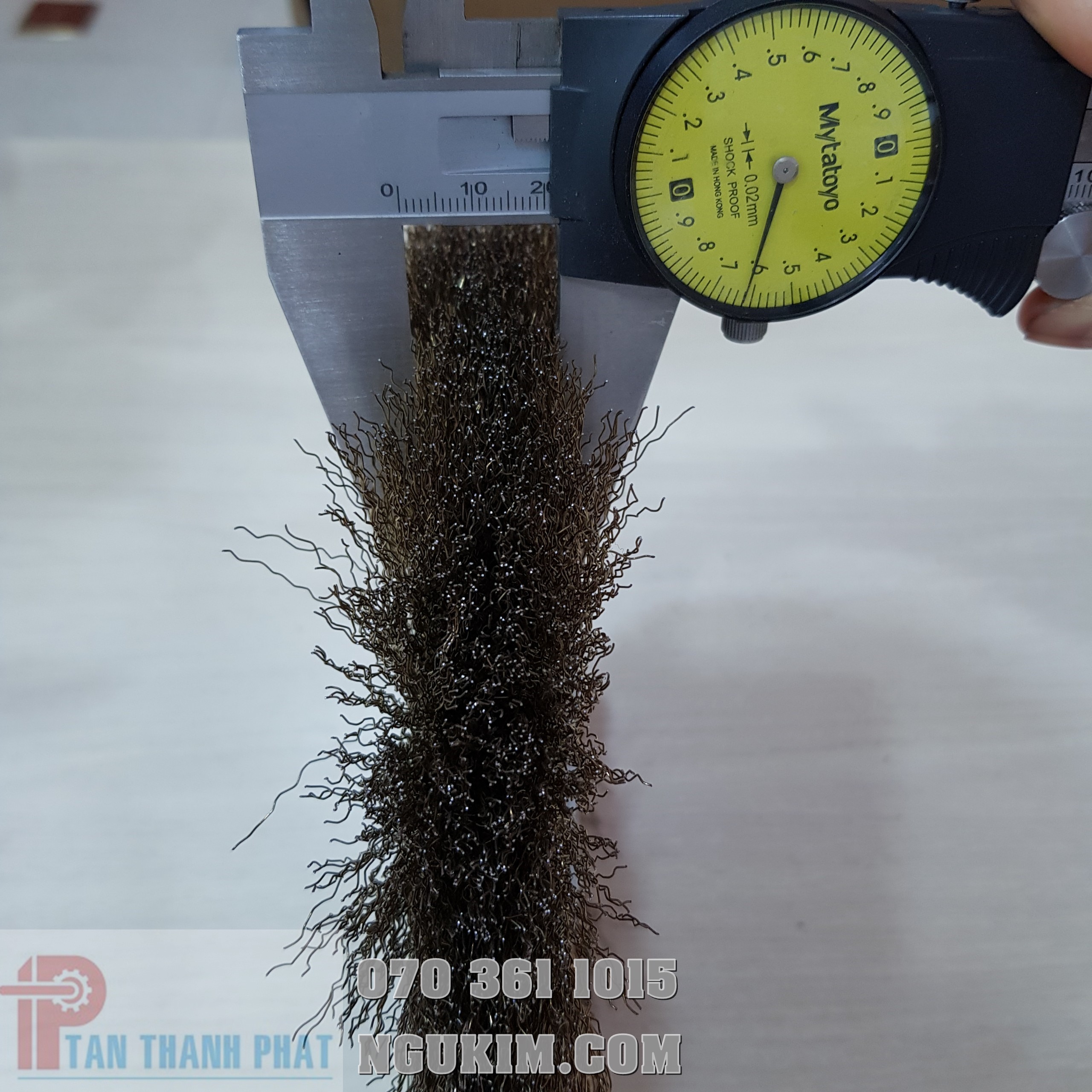 Bánh cước vàng TÂN THÀNH PHÁT phi 200*20*0.3*25.4mm