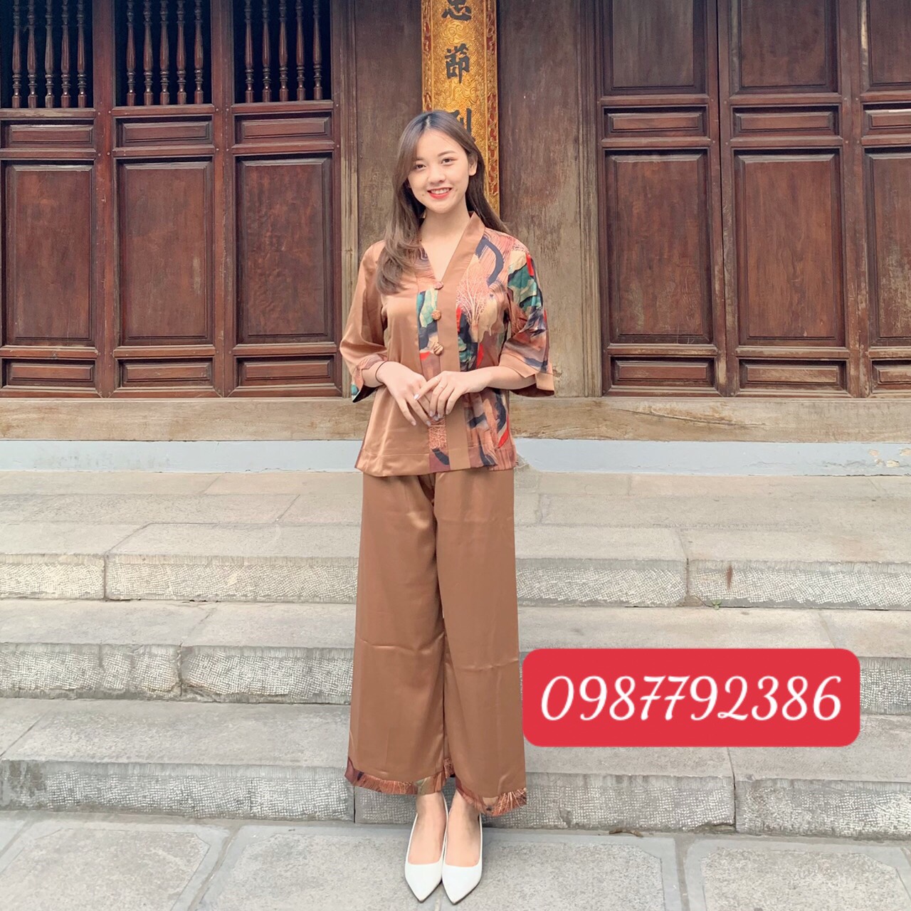 Set bộ phật tử thiết kế đi chùa chất lụa vân gỗ