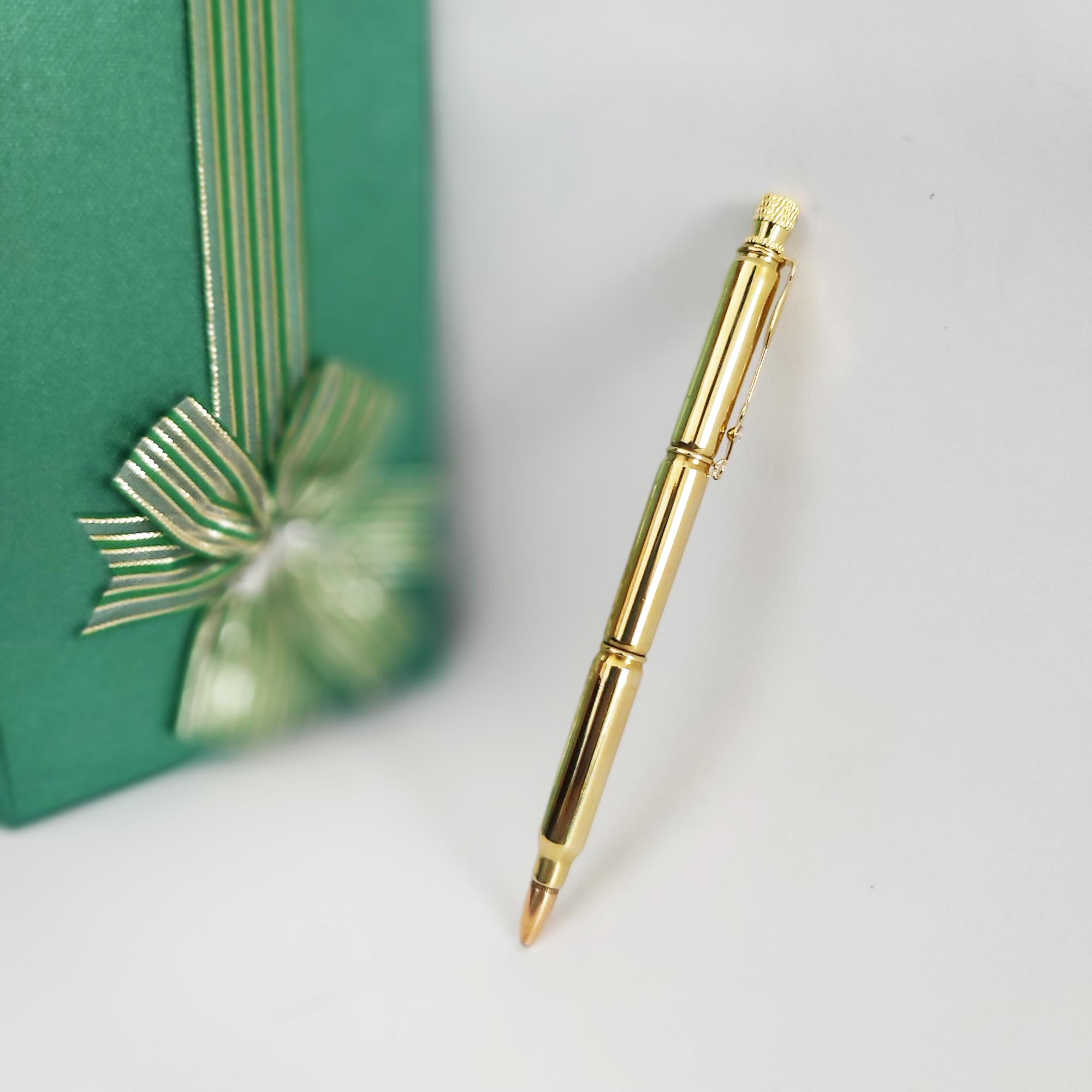 Pen by cartouches