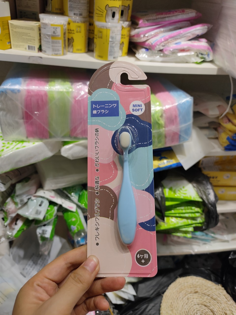 Bàn chải đánh răng triệu sợi tơ siêu mềm cho bé