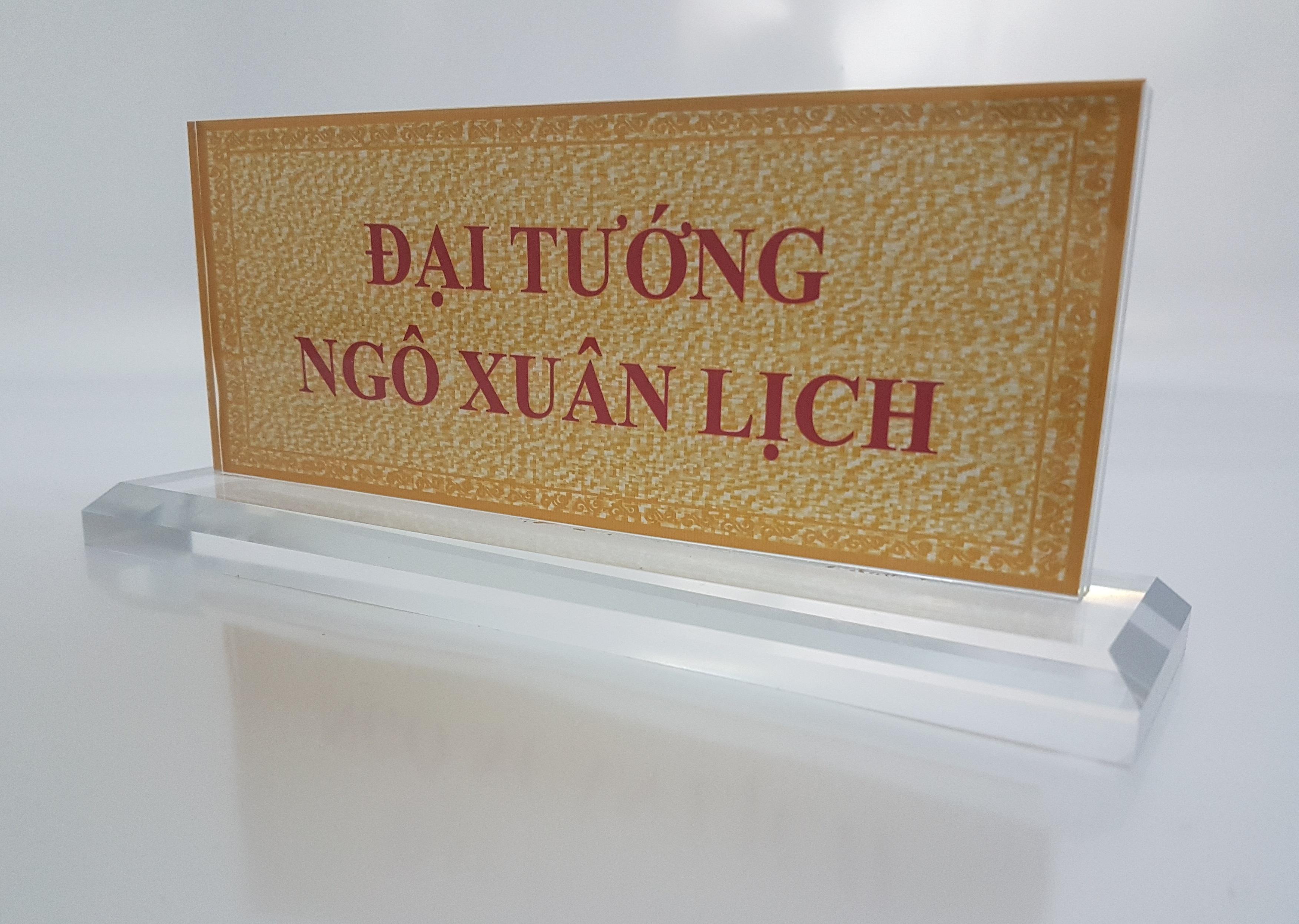 Biển chức danh mica để bàn 100x200mm