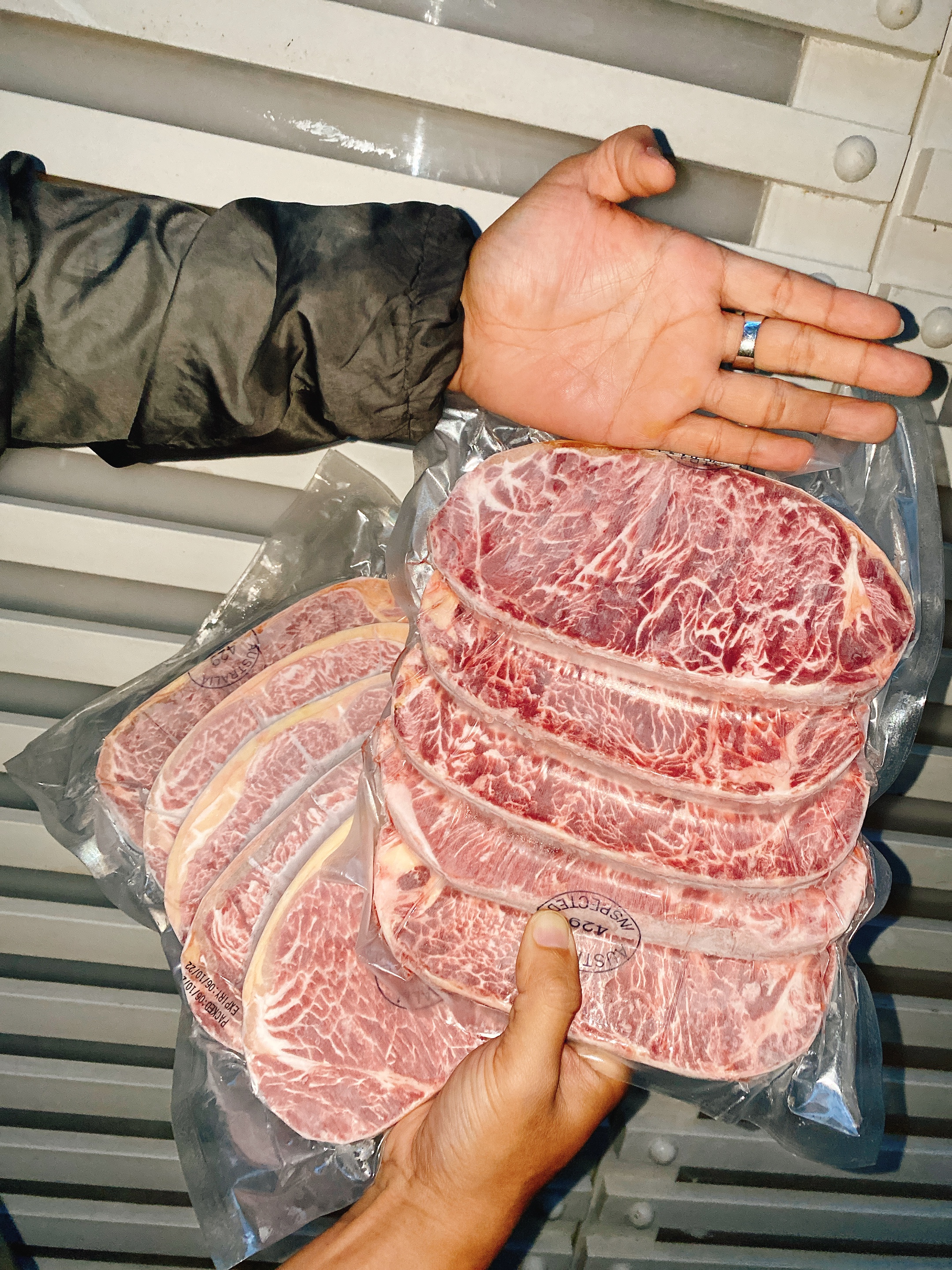 Bò Wagyu Úc - 5 lát - 1kg